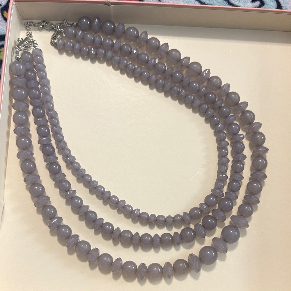 Elegant gray Beaded Necklace